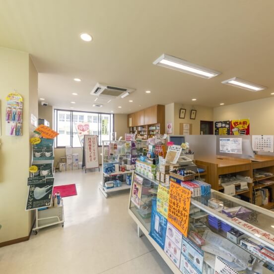 藤崎宮前支店内装
